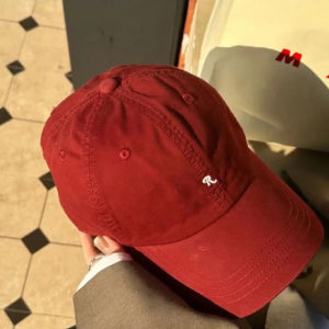 หมวกเบสบอลฤดูร้อนสำหรับผู้หญิง หมวกกันแดด หมวกทรงปากเป็ด ใบกว้าง ทรงเข้ารูป หมวกกันแดดแบบลำลอง