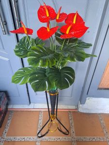 Bunga hias pojok ruangan pohon artificial 1set dengan pot nya /bunga sudut ruangan tamu kantor dll