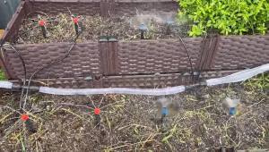 หัวน้ำหยด หัวน้ำหยดปรับ สปริงเกอร์หัวสีฟ้า ละอองน้ำรอบทิศทาง และปรับความแรงน้ำได้ อุปกรณ์ระบบน้ำ หัวน้ำหยดไมโคร