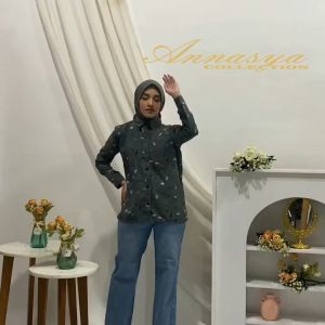 Catya Kemeja Wanita Lengan Panjang Motif Bunga Kecil Bahan Wolfice Monalisa Size L XL XXL XXXL