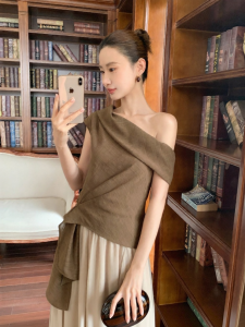 XXNING | Áo Nữ Không Tay Vai Xệ Cổ Xéo Phong Cách Pháp