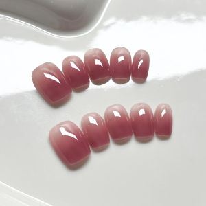 2025 New Year Handmade Short Nail Art Wearable False Nails Gradient Design Premium White Finish Nail Tips Professional Grade