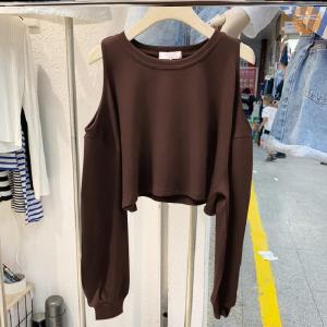 เสื้อยืดแขนยาวสั้นเอวสูง ทรงหลวม ฤดูร้อน ฤดูใบไม้ร่วง 2023 เสื้อยืดคอกลมแขนยาวเปิดไหล่สำหรับผู้หญิง แฟชั่นลำลอง สีพื้น