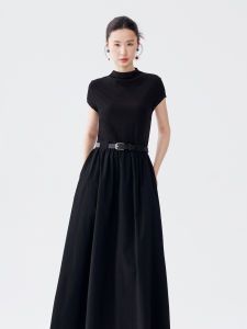 Black Short Sleeve Knitted Dress with Waistband Large Skirt Summer