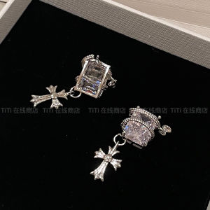 Titanium Zircon Square Cross Earrings Sweet Cool Personality Ear Jewelry Alloy Engraving Womens Fashion Accessories