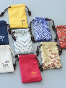 กระเป๋าเก็บเครื่องประดับผ้าลินินผ้าฝ้ายขนาดเล็กพร้อมเชือกรูดสําหรับถุงเก็บอัญมณีและเทียน Abalance