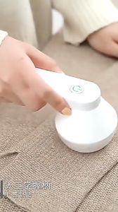 Mini Hairball Trimmer & Clothes Lint Remover: Quick Hair Removal for Your Daily Needs