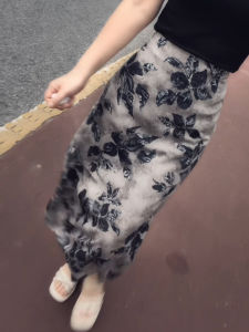 XIANGHOUMINCHU | Elegant High-end Light Ink Print Lightweight Midi Skirt