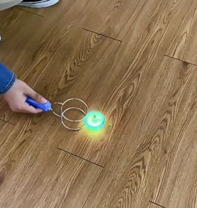 Hand-cranked Inertial Rotation Magic-flying Spinning Top Creative Colorful Luminous Magnetic Track Fidget Toys Spinner Juguetes LED Light Magnetic Gyro Wheel Hand Spinner Magic Spinning Toy Childrens Kids Gift
