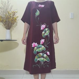 Đầm Trung Niên Vẽ Tay - Dáng Suông A - Chất Vải Lụa Cao Cấp- Size từ 48kg đến 90kg