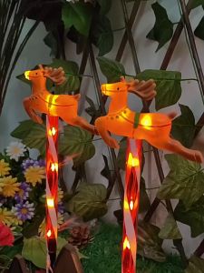 Đèn trang trí năng lượng mặt trời tuần lộc ông già noel tiết kiệm điện bóng siêu sáng chống thấm nước - DA3198