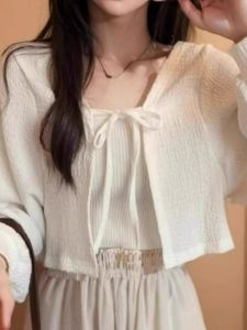 เสื้อคลุมกันแดดแบบบางสำหรับผู้หญิง แขนยาว ทรงหลวม สไตล์ทำงาน เสื้อคลุมกันแดดแบบเปิดไหล่ ดีไซน์ผ้าป่า แขนยาว คอวี