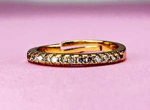 NATURAL MOISSANITE. GOLD PLATED. RINGS