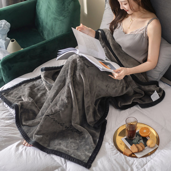 Coral Fleece Blanket Office Nap Blanket Air Conditioner Quilt Student