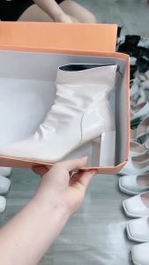 Giày Boot bốt nữ mũi vuông da mềm chất liệu da bóng cao cấp ôm chân cao 7 phân