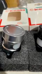 Tabung minyak rem Lightech Bahan Full CNC Universal