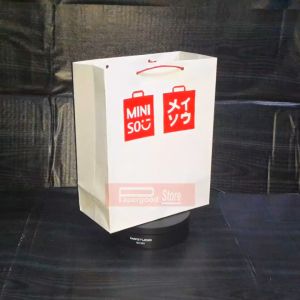 Paper bag Miniso putih premium 20 x 25 x 10 small