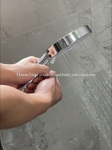 Bathing pressurized showerhead super strong showerhead flower wine shower flower sun drying pressurized showerhead