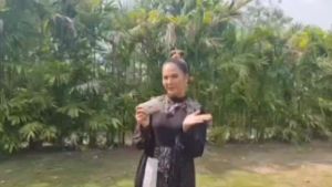 [ราคาพิเศษ] BKK MUSIC BOX กล่องเพลงลูกกล่องเพลงลูกทุ่ง เครื่องเล่นเพลง เพลง เพลงลูกทุ่งอมตะยุค วิทยุขนาดเล็ก วิทยุคลาสสิค วิทยุขนาดพกพา