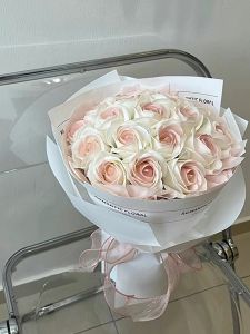 Everlasting Rose Flowers Simulated Soap Bouquet for Valentines Day Birthday Gifts for Best Friend Girlfriend Creative Gifts