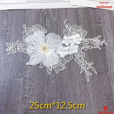 Viền Ren Tan Trong Nước Thêu Tay Có Đính Ngọc Trai và Pha Lê với Hoa 3D