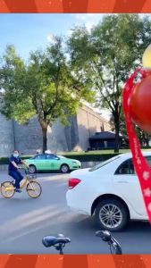 DXUU Botol Minum Mixue Tumblr 700ml dengan Tali Mixue Botol Minum Viral Gemoy