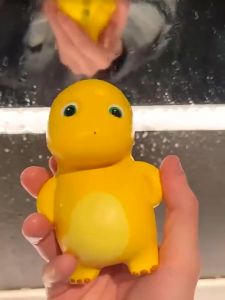 TWH Mainan Pistol Air Karakter Dino & Squirtle