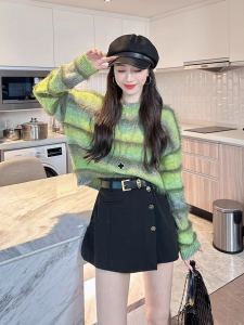 Gradient Collision Striped Short Sweater Womens Autumn Winter 2023 New Style Knitted Pullover Loose Fit Casual Windbreaker