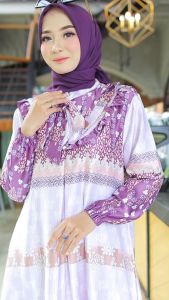 Gamis Bahan Silk & Motif Terbaru: Pilihan Mewah untuk Acara Resmi