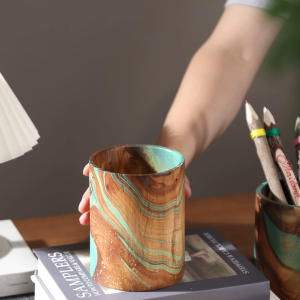 กล่องใส่ปากกาไม้แท้ ความจุใหญ่ ของตกแต่งโต๊ะทำงานสไตล์มินิมอลล์ (กล่องใส่ปากกาไม้แท้ ความจุใหญ่ ของตกแต่งโต๊ะทำงานสไตล์มินิมอลล์)