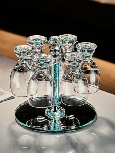 Creative Large Capacity Crystal Glass Turquoise Beer Mug Luxury Bar Wheat Beer Stein Home Use High End Mini Fresh Style