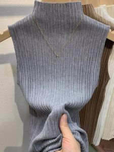 ส่วนลดยุโรป ผู้หญิง แขนกุด เสื้อถัก รัดรูป กระชับ เสื้อสวม เสื้อตัวใน พรางหุ่น เสื้อท่อนบน ฤดูใบไม้ผลิ 2024 แฟชั่น