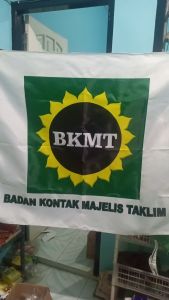 Bendera BKMT Badan Kontak Majelis Taklim Rumbai