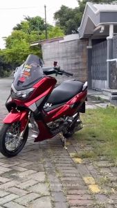 Stiker Skotlet Merah Metalik Marron Glossy Body Halus Motor Candy Premium (Ukuran 50cm x 45cm)