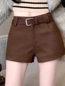 American Style Thickened Woolen Short Pants Womens Autumn Outdoor Wear Mini Size Wrap around Hot Pants Match Boots Pants