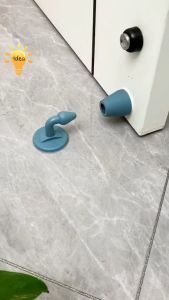 Dụng Cụ Chặn Cửa Dán Sàn Không Cần Khoan Lỗ Chất Liệu Silicone Chống Va Đập An Toàn Chắc Chắn.