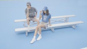 New York Yankees MLB Old School Sport AP Navy Women Crop Top Tee