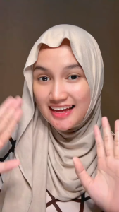 REGLOW Sunscreen Luxury Protection SPF 50 PA+++ Sunscreen Spray Wajah Glowing Melindungan Wajah dari Sinar Matahari Mencerahkan Wajah Kusam UV Sunscreen Penghilang Flek Hitam