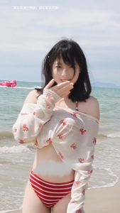 ส่งไวจากไทย บิกินี่ชุดว่ายน้ำ bikini อวบ ทูพีช แฟชั่น 3 ชิ้น มีฟองนำ เสื้อผ้าป้องกันแสงแดด 711