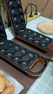 Máy Làm Bánh Hình 8 Thỏi Vàng 650w EUPA Electric 220V Waffle Maker Machine Breakfast PVN8043