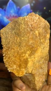 Viên đá Thạch Anh màu vàng Citrine kim sa nhủ thạch năng lượng Vũ trụ 898