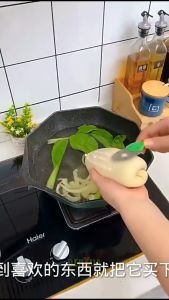 Dụng Cụ Gọt Mì Cầm Tay Chuyên Dụng Làm Mì Sợi Tươi Tại Nhà Tiện Lợi