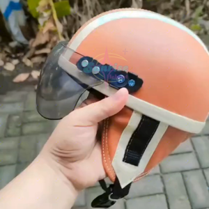 Helm anak motor retro laki laki perempuan umur 1234 tahun real pict sinchan garis