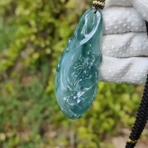 Super Rare Old Mine 3.34 Specify Gravity Highly Translucent Carved as Horse Natural Type A Jadeite Pendant with NGI Gemstone report weight 141.40 grams 62.46 * 26.67 * 13.29 mm Very fine grain colorless to faint bluish green (pendant138)