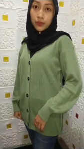 Kardigan Rajut Tangan Balon: Desain Modern & Nyaman