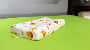 Bangkok Latex | หมอนเด็ก DOLPHIN | 42x27x6 ซม. แก้ปวดคอ