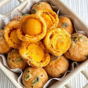 DOUQUCHI | Sand Treated Egg Yolk Traditional Pastry