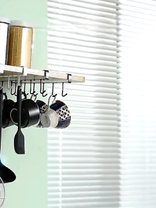【SG Stock】 6 hook cup holder hang kitchen cabinet shelf storage rack closet hooks 免钉挂钩6钩