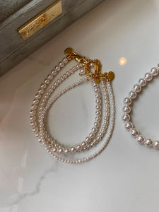 CAFFTI | Layerable Pearl Bracelet Light Luxury Unique Refined