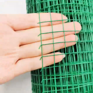 ลวดตาข่าย ชูบ PVC ลวดตาข่ายชูบพีวีซี ทำกรงสัตว์เลี้ยง ล้วมรั้ว ล้อมสัตว์ ล้อมต้นไม้ แข็งแรง กันสนิม (0.9x10เมตร) ช่องตา 1/4", 1/2", 3/4", 1